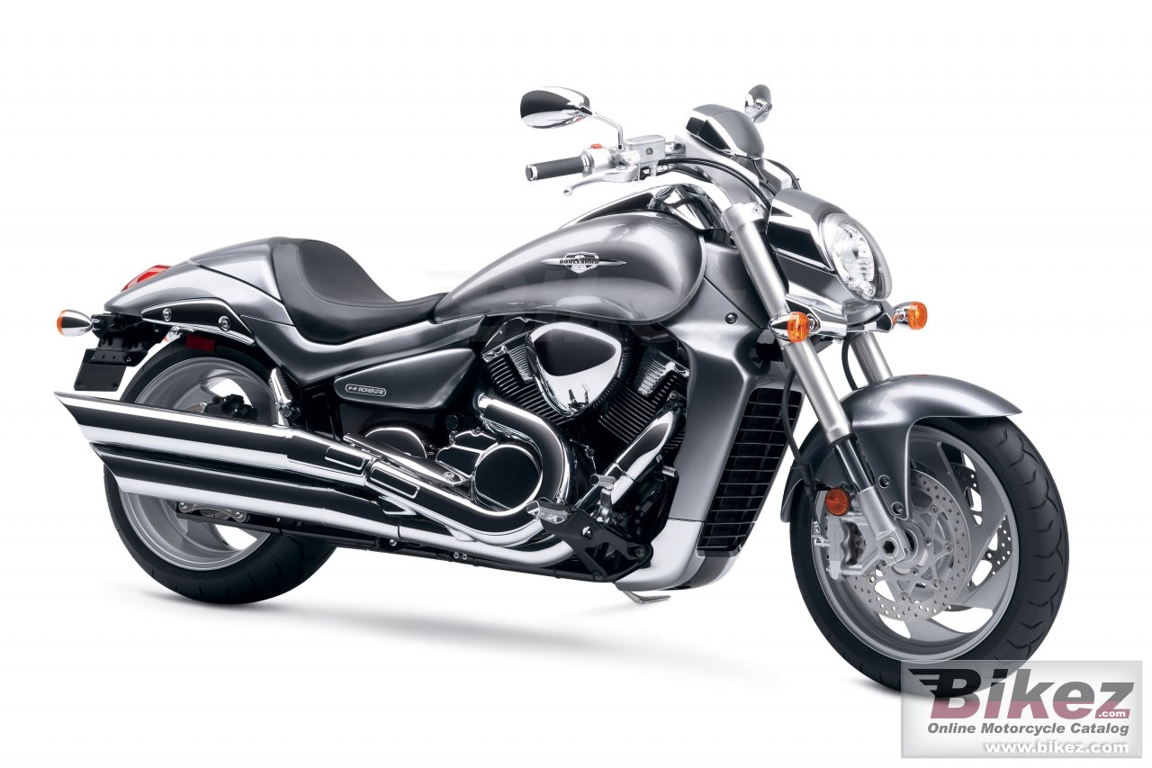 Big Suzuki boulevard m109r2 picture and wallpaper from Bikez.com